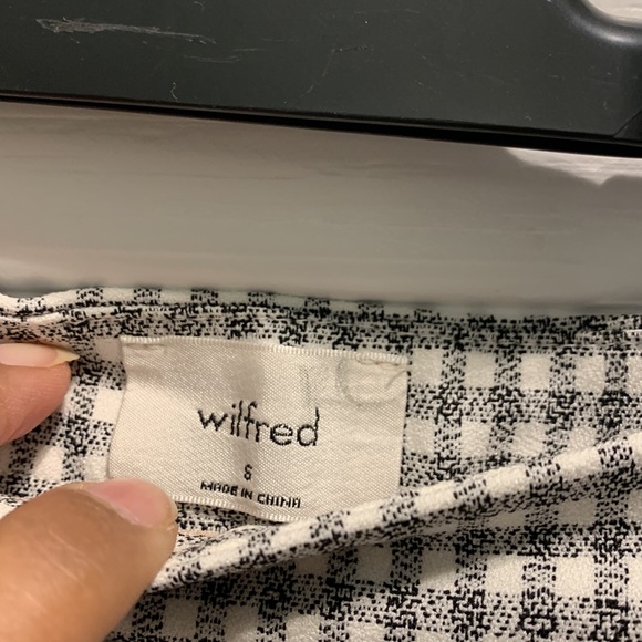 (SOLD)ARITZIA WILFRED Kick Flare Pant - Picture 9 of 10